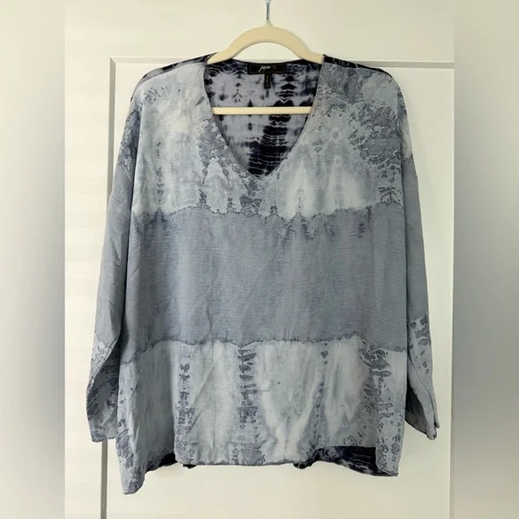 Jupee Blue Tie-Dye Women's Top - Picture 3 of 5
